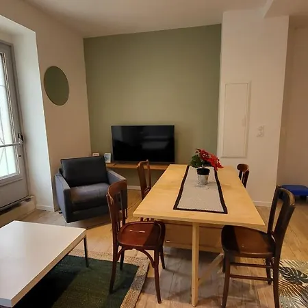 2 Pieces Avec Terrasse Proche Centre - Parking Gratuit A Proximite Lägenhet Lourdes