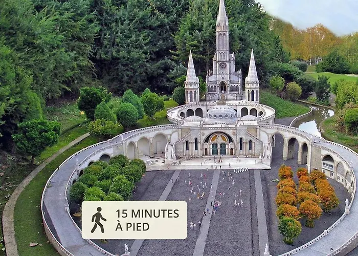 2 Pieces Avec Terrasse Proche Centre - Parking Gratuit A Proximite Апартаменты